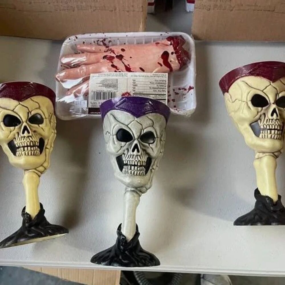 Halloween Table Decorations Skeleton Cups + severed hand Fake hands fingers prop